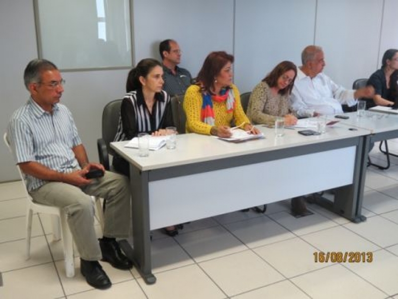 Sindicomércio participa de reunião na Prefeitura para discutir a situação do Aeroporto